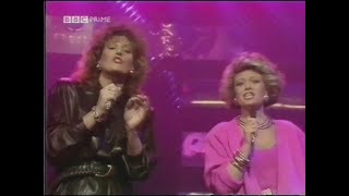 Elaine Paige \& Barbara Dickson - I Know Him So Well (TOTP 1985)