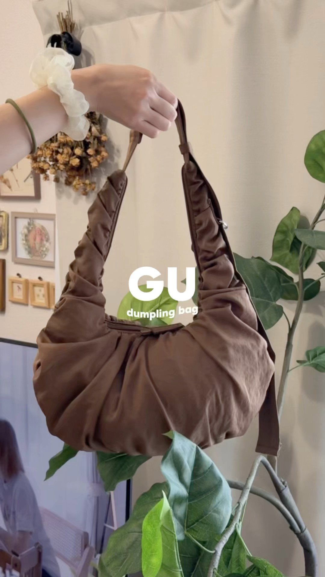 This bag from GU is so cute 🤎 #gu #guoutfit #gupurchases - YouTube