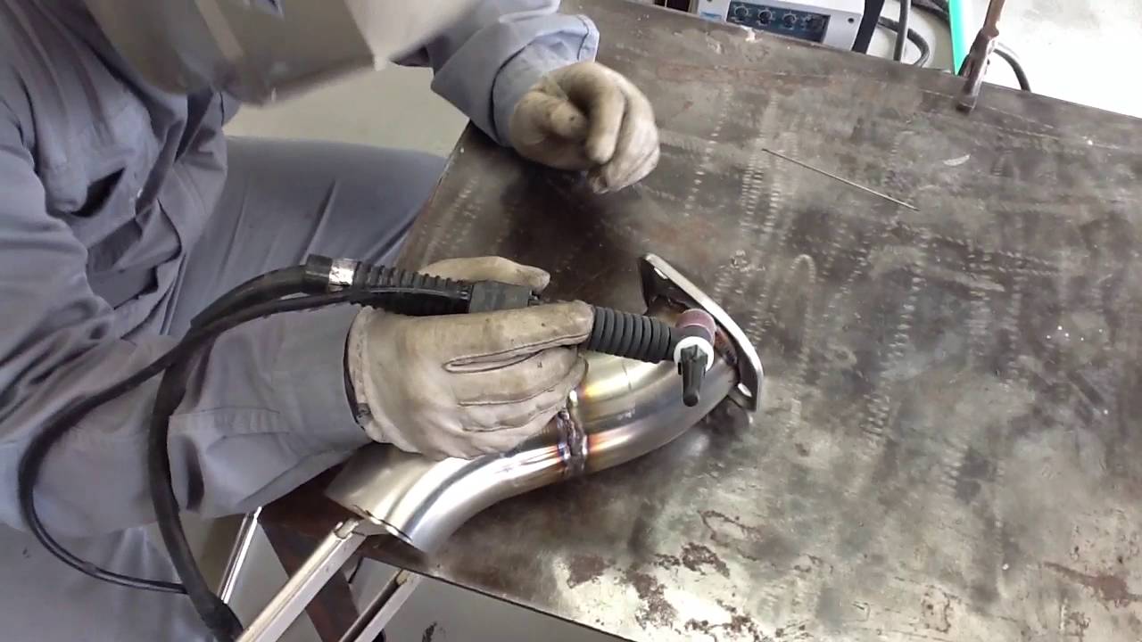 ワンオフマフラー 制作 フランジ 溶接 新潟 GIA - YouTube