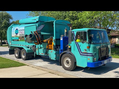 Homewood Disposal Autocar ACX Labrie Helping Hand Garbage Truck