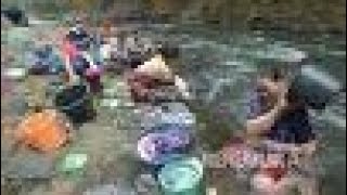 Dream interpretation, meaning of dream of washing clothes in a river