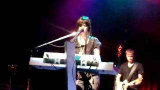 Uh Huh Her - Wait Another Day