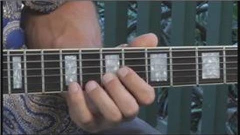 How to Play an F-Sharp Symmetric Dominant Scale : How to Play Scales on the Guitar 1