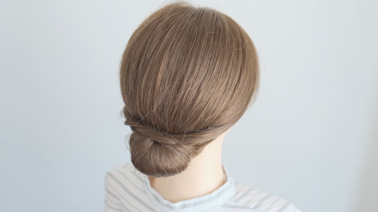 Simple Chignon Hairstyle / A Simple Hairstyle You Should Learn