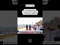 Xi Jinping brings Trump over to a group of cheering children