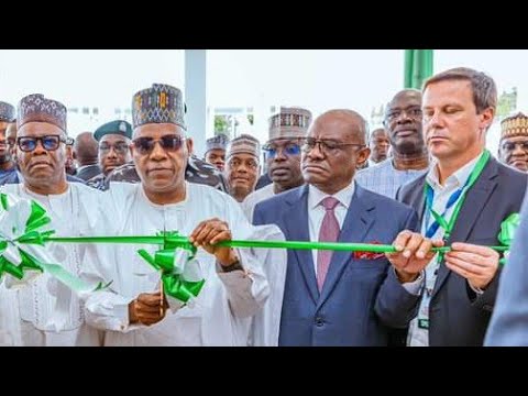 Shugaban jam'iyyar APC na kasa Abdullahi Ganduje ya sha alwashin kwato ...