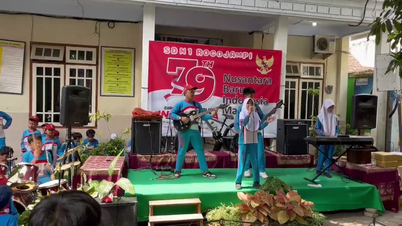 The Little Angel Band HUT 17 AGUSTUS