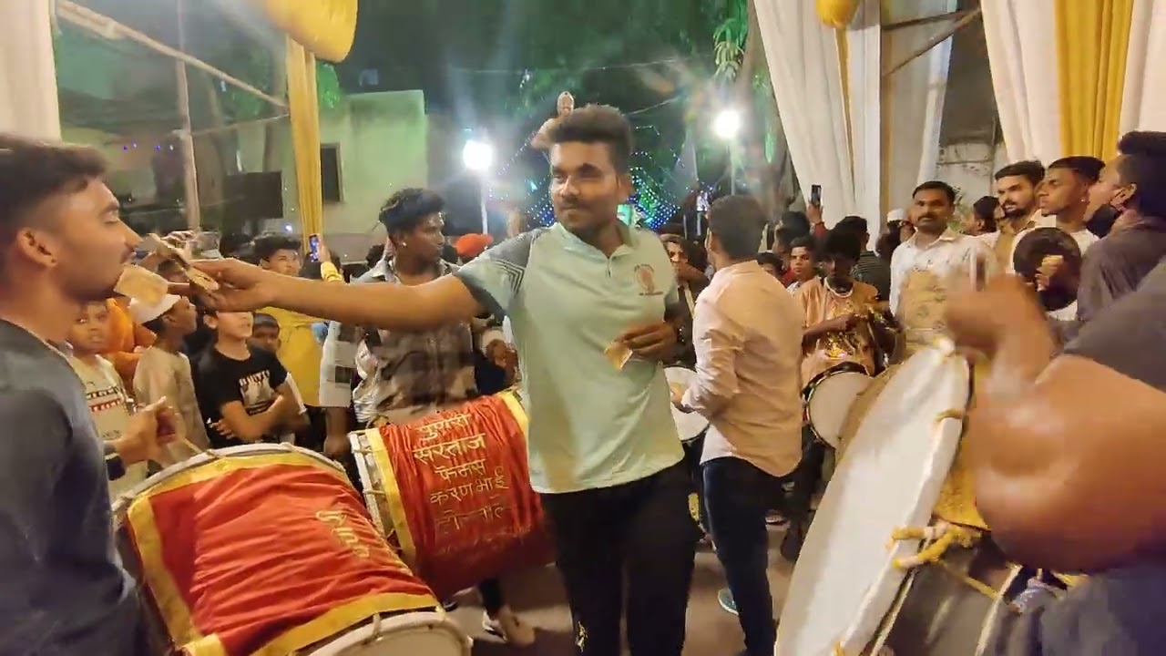 पुणेरी सरताज फेमस करण भाई ढोलवाले पुणे 11 9️⃣0️⃣6️⃣7️⃣3️⃣2️⃣3️⃣0️⃣4️⃣0️⃣