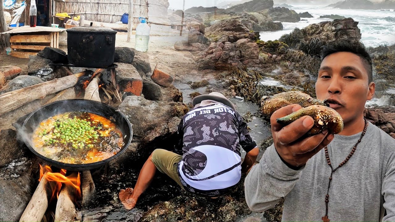 Miren como Mi Papá extrae sus alimentos marinos de las rocas - Rico picante al estilo pescador