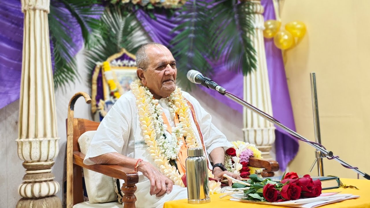 Special lecture by 𝐒𝐫𝐢𝐥𝐚 𝐏𝐫𝐚𝐛𝐡𝐮𝐩𝐚𝐝𝐚'𝐬 𝐝𝐢𝐬𝐜𝐢𝐩𝐥𝐞 : 𝙃𝙂 𝙂𝙪𝙧𝙪𝙙𝙚𝙫 𝙥𝙧𝙖𝙗𝙝𝙪𝙟𝙞