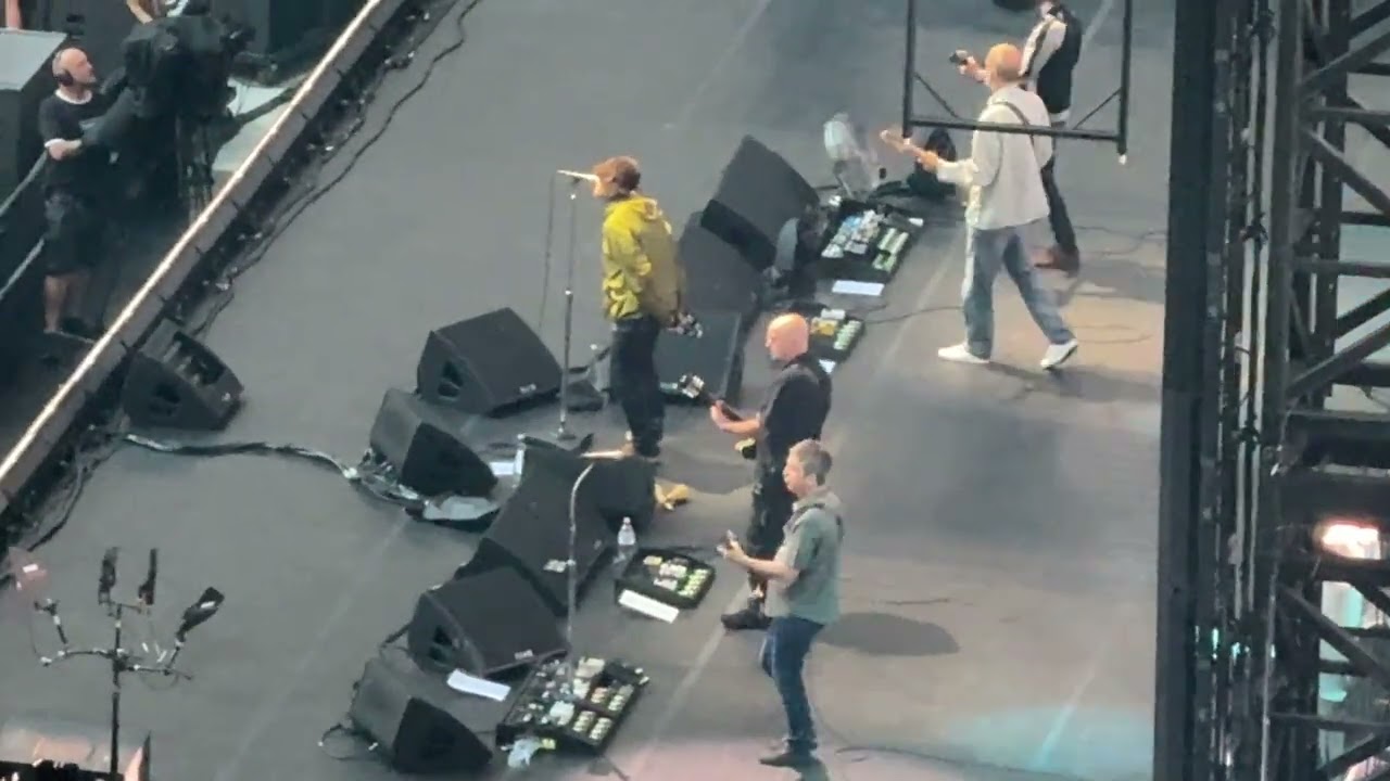 Oasis- Hello , Wembley Stadium , 26/07/2025