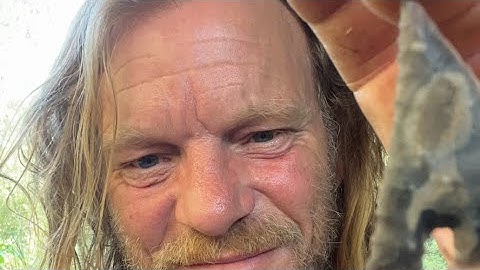 Will Lord Prehistoric Survival gaat live! Een pijlpunt van vuursteen maken