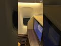 🇸🇬 👑 Singapore Airlines First Class Boeing 777-300ER सिंगापुर एयरलाइंस प्रथम श्रेणी #travel #shorts