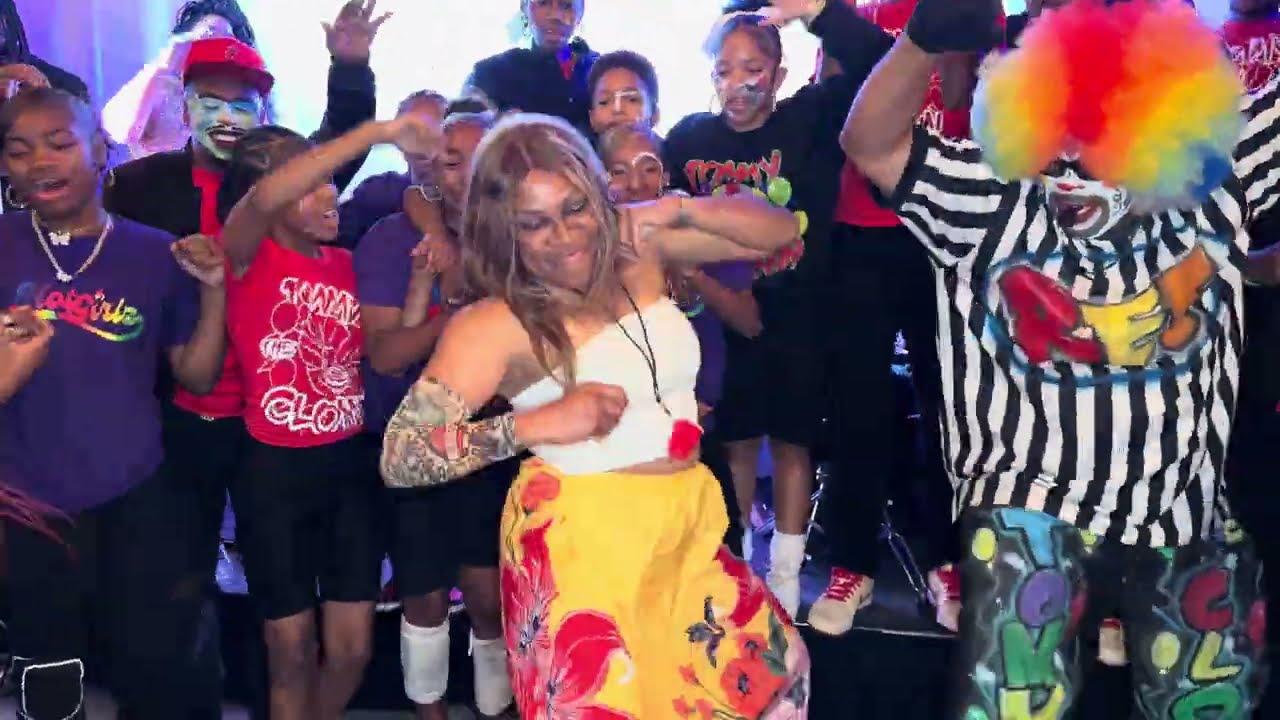 OH WOW‼️ She REQUESTED They Not Like US💯| ‼️😬 Click Link Below ⬇️ | VISIT TSQUADGEAR.COM!