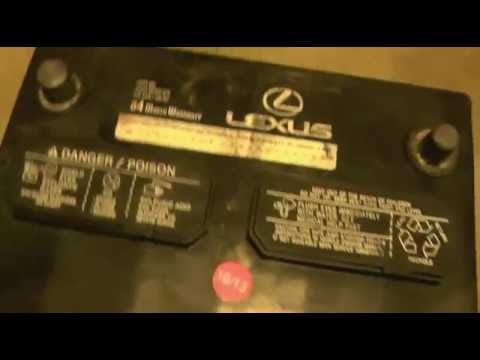 How to replace battery on Lexus