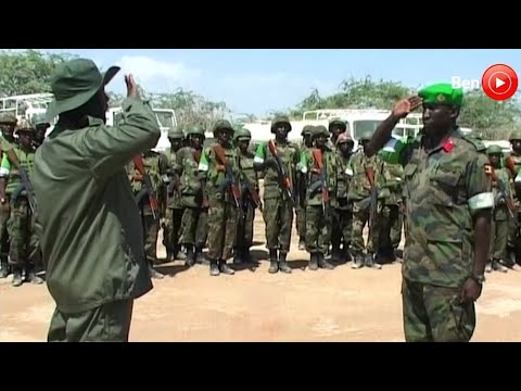 President Museveni arrives in Mogadishu-Somalia, checks on UPDF & AMISOM soldiers on Peace mission