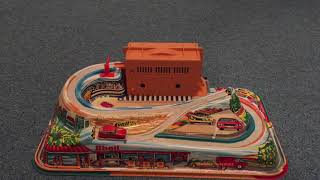 TIN TOY - Technofix 344 Lift Garage (1974)