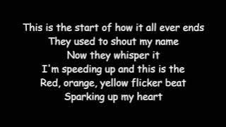 Yellow Flicker Beat - Lorde (Lyric Video)