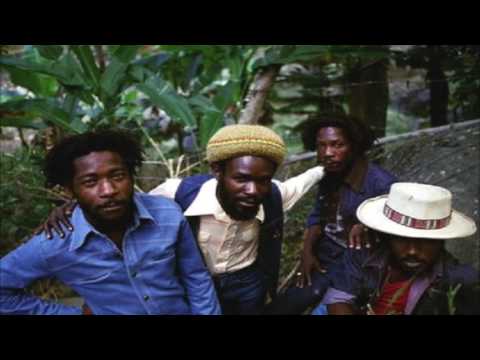 Wailing Souls: Mass Charley Ground (Reggae)