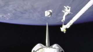 Moon House - Outer Space to Calm Inner Space