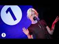 Maisie Peters delivers her toe-tapping single 'My Regards' in the Live Lounge