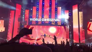 Download Lagu Porter Robinson - Intro x Sad Machine @ World DJ Festival 2018 LIVE MP3