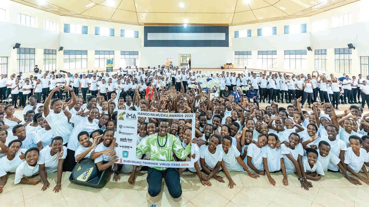 Bwiza akoze agashya muri Maranyundo Girls School II Umva ubutumwa yageneye abakobwa bakiri ku ishuri