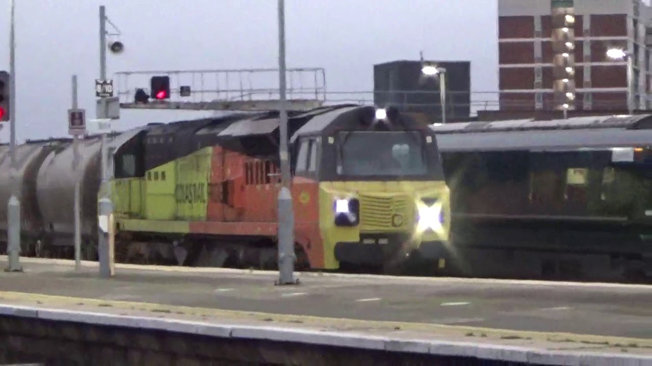 COLAS 70807 ON TANKS AT GLOUCESTER 181120