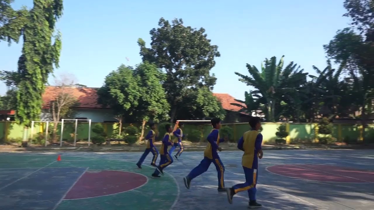 Beep Test - Test Kebugaran Siswa Indonesia (SMP NEGERI 8 PROBOLINGGO)
