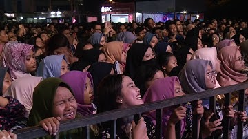 Fiersa Besari (live perfomance Soundsation @pantaimarina semarang)