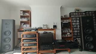 Gryphon Essence in class A mode driven directly from DCS Rossini Apex, local streaming, Magico S7