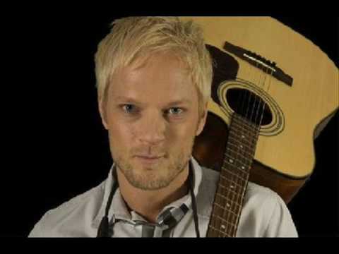 Watch Thomas Järvheden - Grannlåten on YouTube Watch Thomas Järvheden - Grannlåten on YouTube