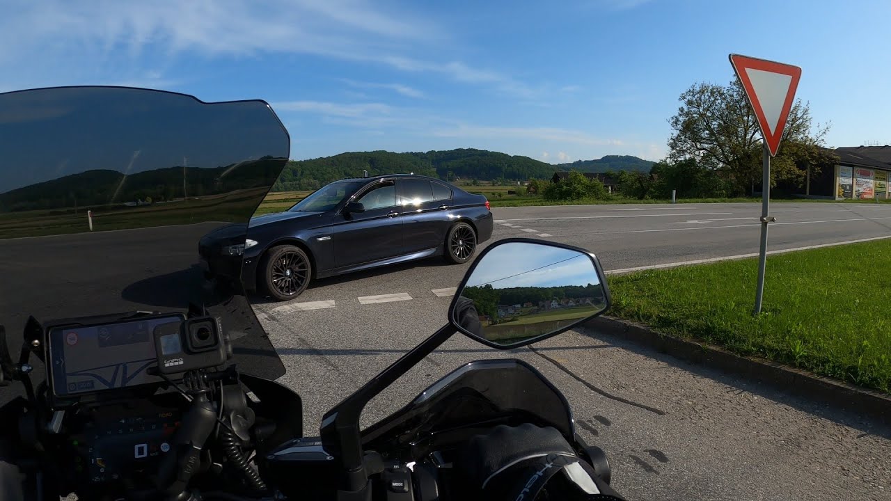 A-06/23 - Stirbt die Deutsche Sprache? - Hinweis auf Bewertung neu - Zusatzscheinwerfer am Tag?