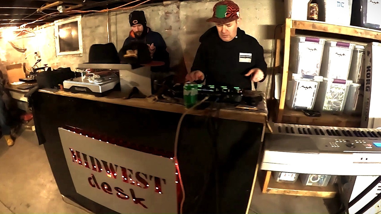 Midwest Desk - Yuri Basho Lane "Live Looping" Performance