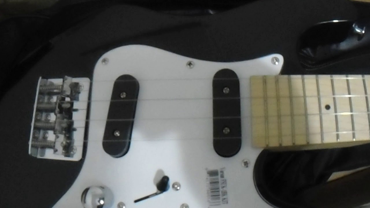 Vorson FSUK1BK Style Electric Ukulele with Gig Bag, Black YouTube