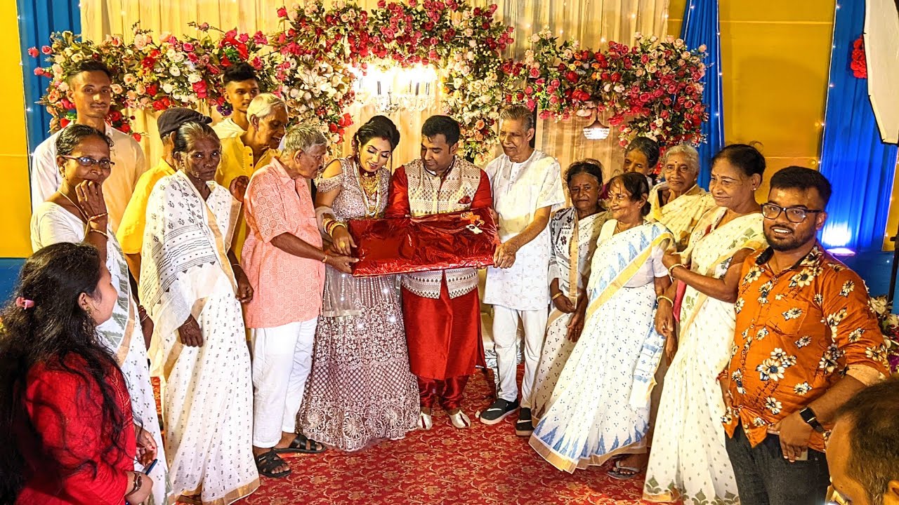 RYS members and grandparents of old-age home went to the wedding of our member Rajdeep Paul