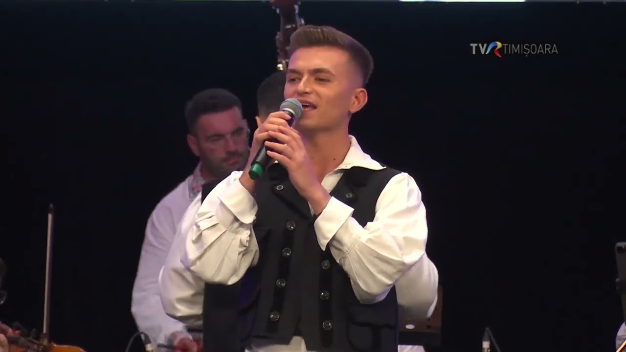 Valentin Vădrariu - Frunzuliță, foi de fân (Live | Festivalul concurs „Mariana Drăghicescu” 2023)