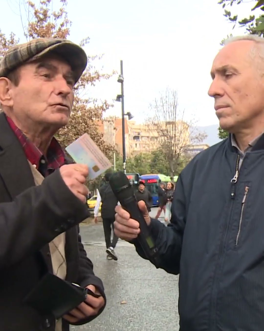 Votat e emigrantëve, përcaktuese për deputetët e rinj. Ja si reagojnë qytetarët! - Fiks Fare