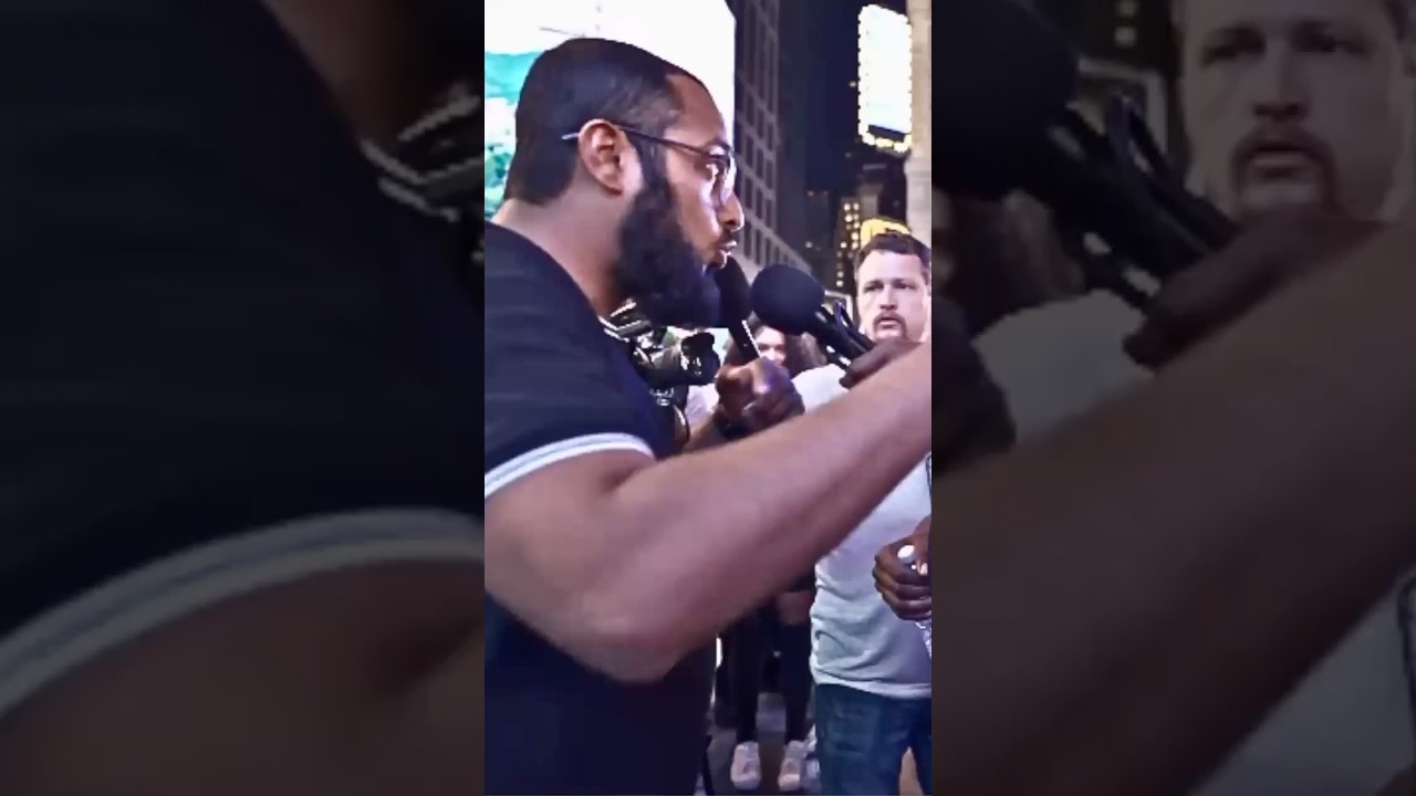 Muslim Publicly Confronts Christian Then This Happens