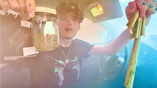 EXTREME CAR HOTBOX SMOKE SESH!! (thx for 30k subs)