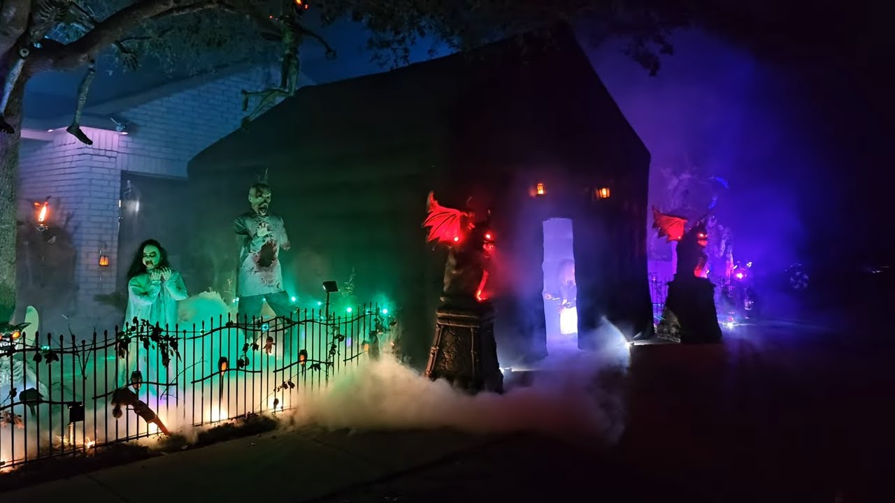 End of the night Halloween Yard Haunt looksie 🎃