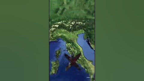 Longest dark throw in the world #infinity #loop #dart #closeup #zoom #transition #italy #relax