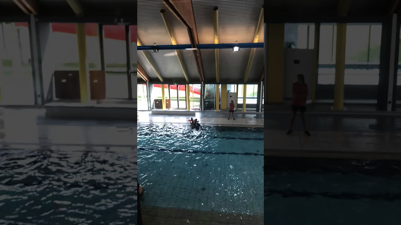 La piscine les dauphins à Mouscron YouTube La piscine les dauphins à Mouscron YouTube