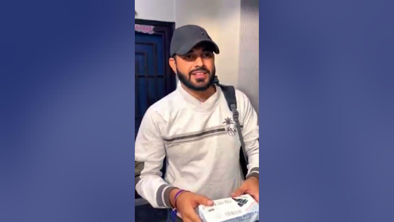 koi-kese-delivery-boy-ko-samjhaye-ki-kese-yeh-parsal-nahi-hai-sahi