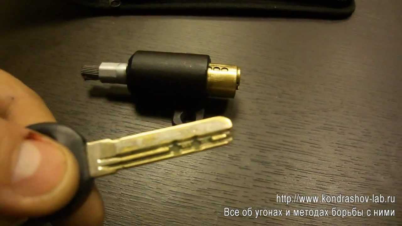 Уязвимость механических замков на капот и рулевой вал. - YouTube