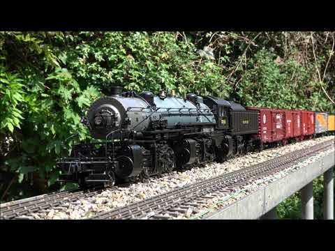 Erie Triplex 2-8-8-8-2 Giant Articulated locomotive - Gauge