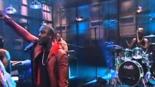 Wiz Khalifa &amp; Akon Perform &#39;Let It Go&#39; On &#39;Leno&#39;