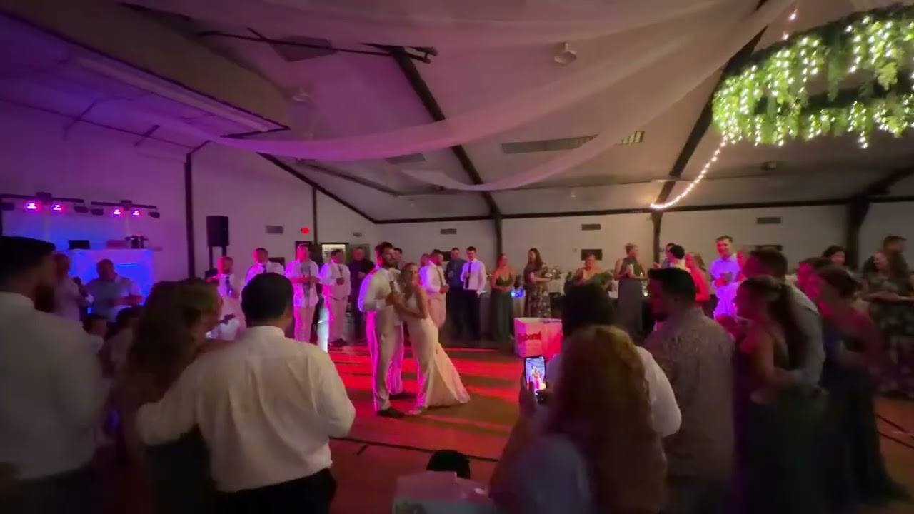 Hermiller-Hovest wedding reception