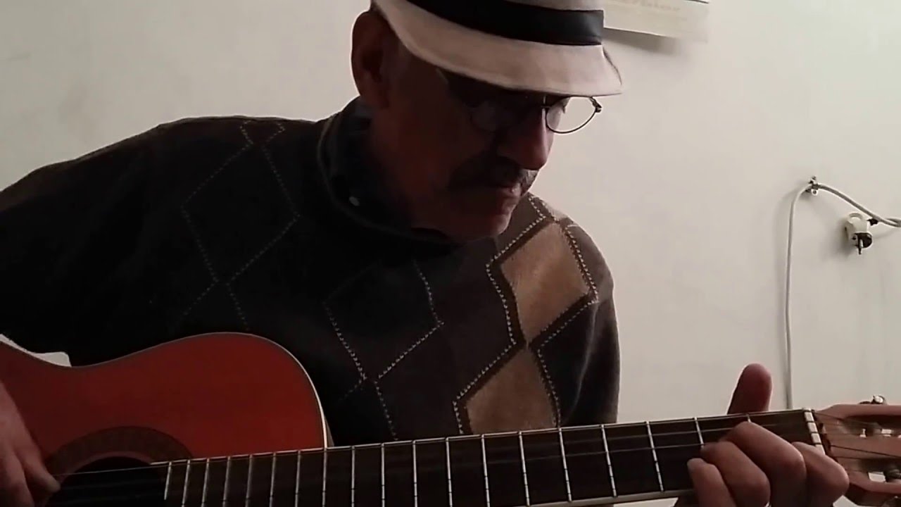 Amazing Street Guitar Performance By Imad Fares Gipsy Kings Cover