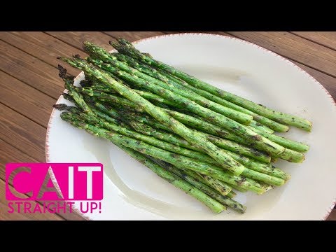 How To Grill Asparagus | Grilled Asparagus Recipe | Cait Straight Up